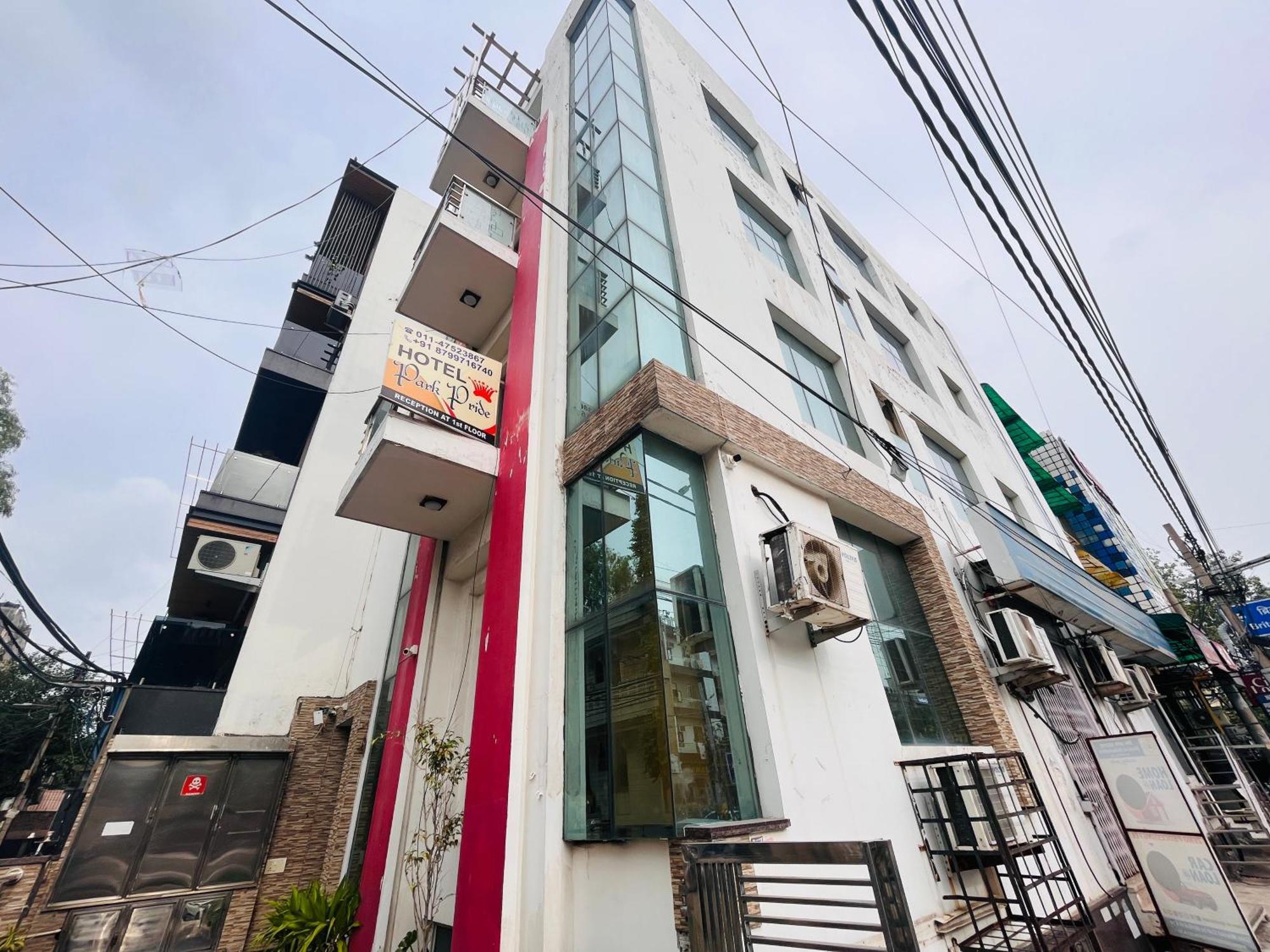 Hotel Park Pride Pitampura New Delhi, Couple Friendly 外观 照片